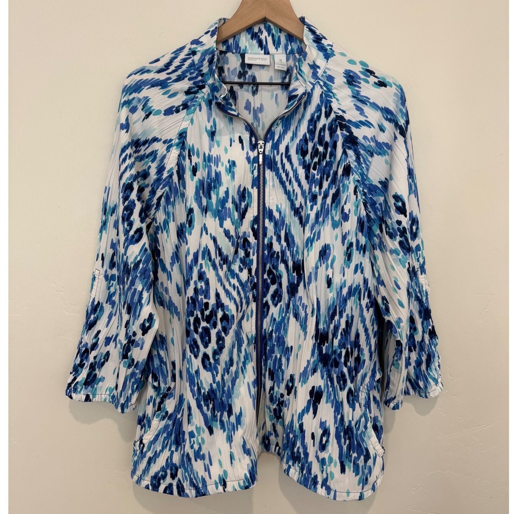 Chicos Zenergy Blue White Ikat Plisse Zip Front Jacket Athleisure Chic XL Size 3